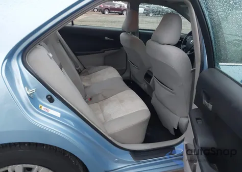 2012 Toyota Camry Le z USA, uszkodzony, nr VIN 4T1BF1FK6CU607180